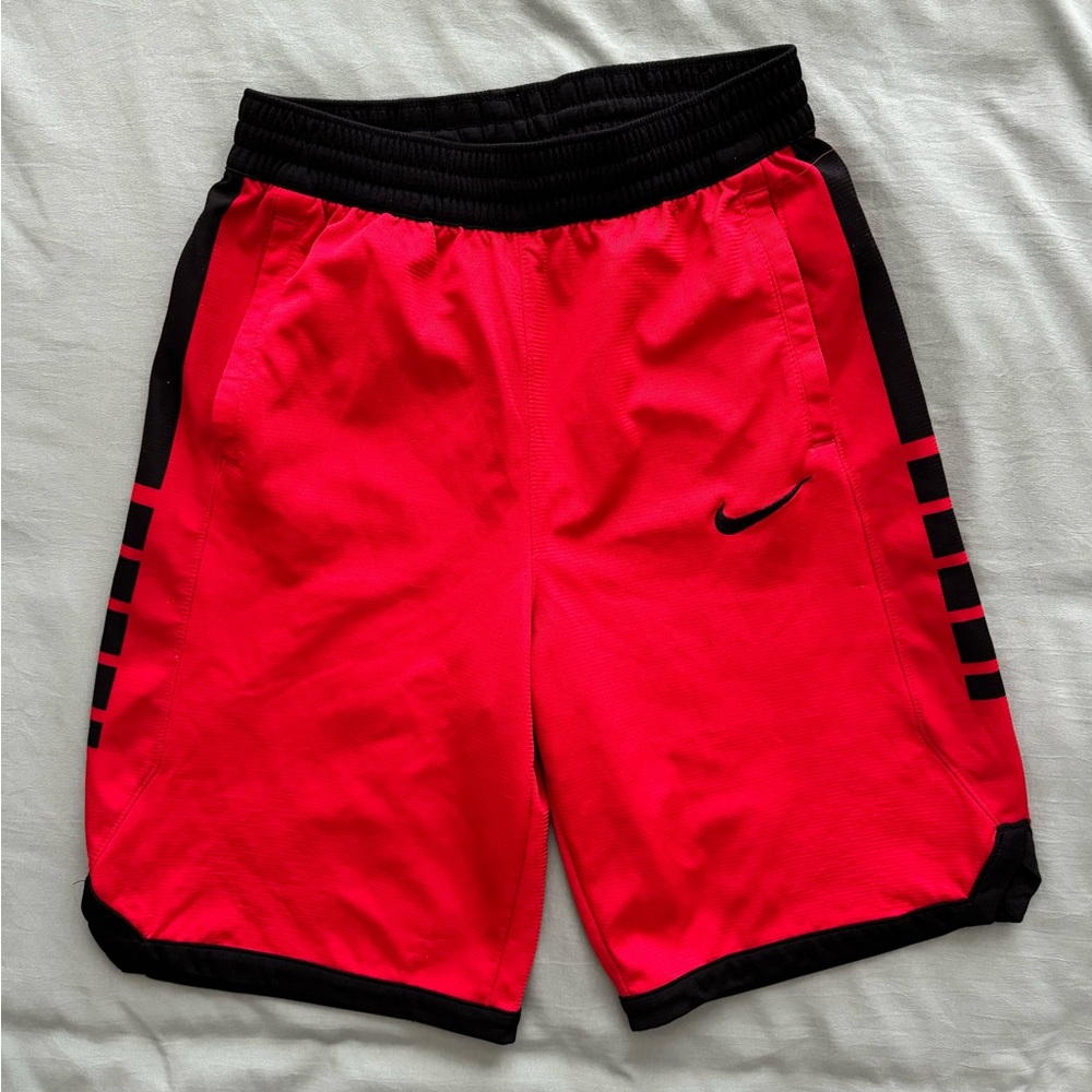Youth dri fit Nike basketball shorts XL